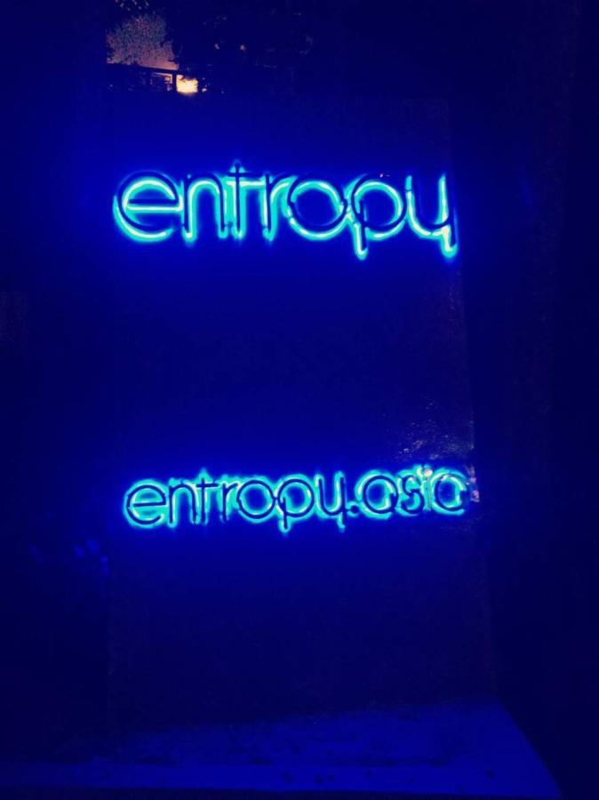 Entropy Apartment Hotel Patong Exterior photo