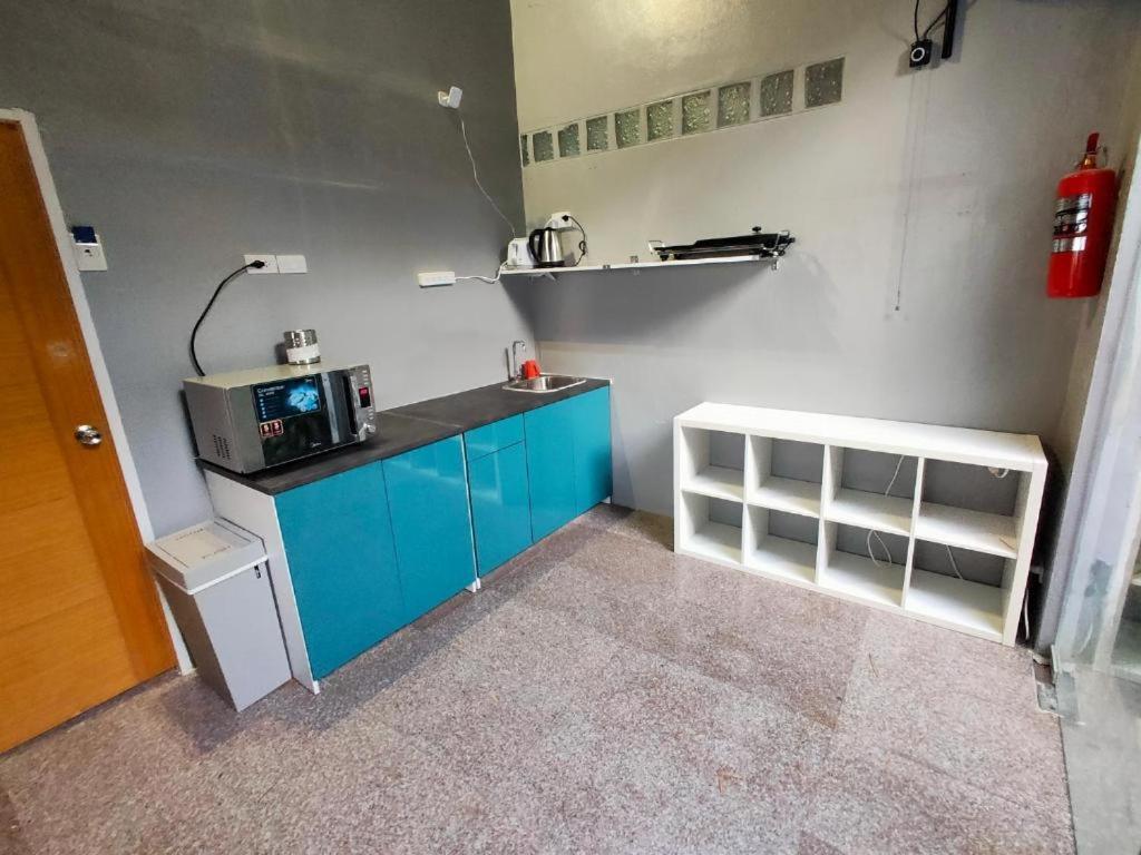 Entropy Apartment Hotel Patong Room photo